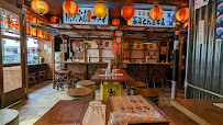 Atmosphère du Restaurant de nouilles (ramen) iSSHIN Ramen Olympiades - spécialités de ramen japonais à Paris - n°11