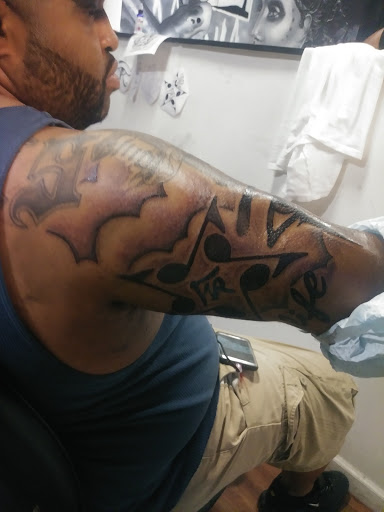 Tattoo Shop «Official Ink Tattoo», reviews and photos, 5045 Memorial Dr, Stone Mountain, GA 30083, USA