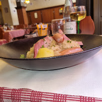 Choucroute d'Alsace du Restaurant de spécialités alsaciennes Winstub Meiselocker à Strasbourg - n°3