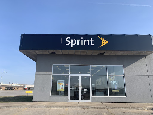 Sprint Store, 415 Cleveland St, Muscatine, IA 52761, USA, 