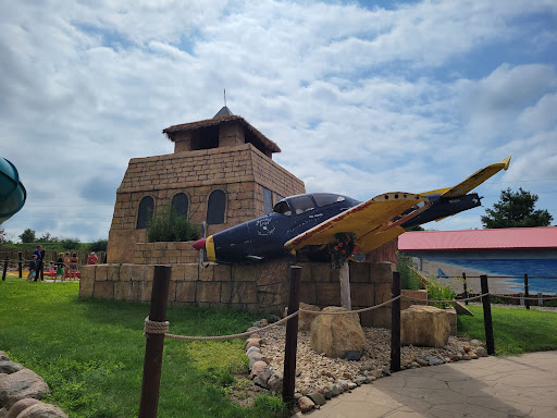 Water Park «Lost Island Waterpark», reviews and photos, 2225 E Shaulis Rd, Waterloo, IA 50701, USA