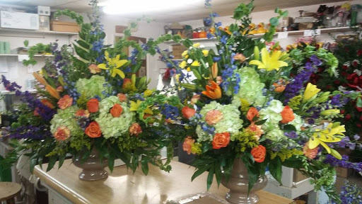 Florist «McBride Florist», reviews and photos, 805 6th Ave SE, Decatur, AL 35601, USA