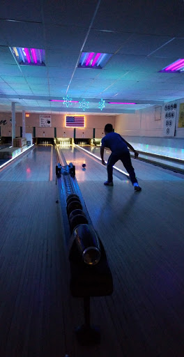 Bowling Alley «Woodlawn Duckpin Bowling», reviews and photos, 240 Platt Ave, West Haven, CT 06516, USA