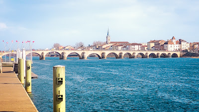 Parking Quai des Marans à Mâcon