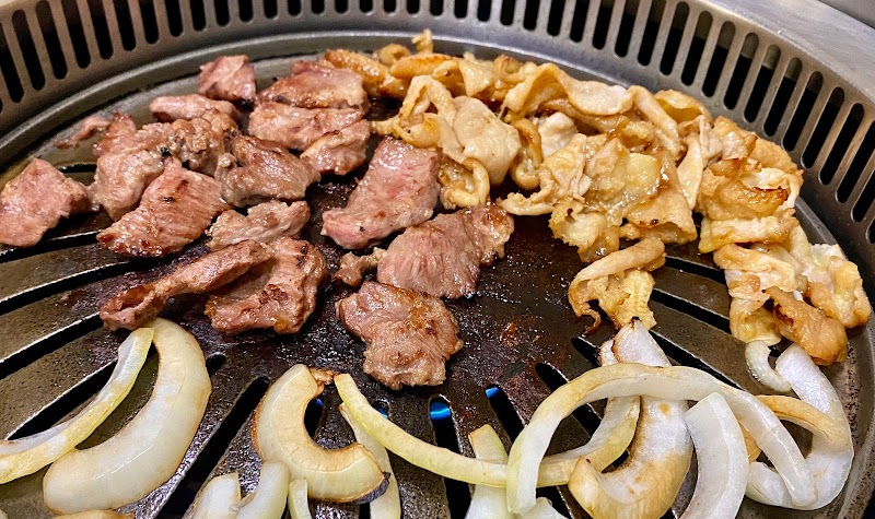 居酒屋焼肉 八重ちゃん