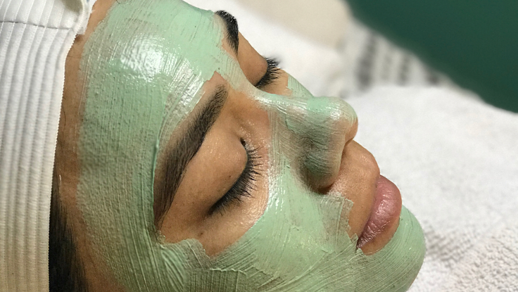 Sage Beauty Bar 99206