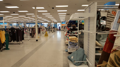 Clothing Store «Ross Dress for Less», reviews and photos, 4520 Centerplace Dr, Greeley, CO 80634, USA