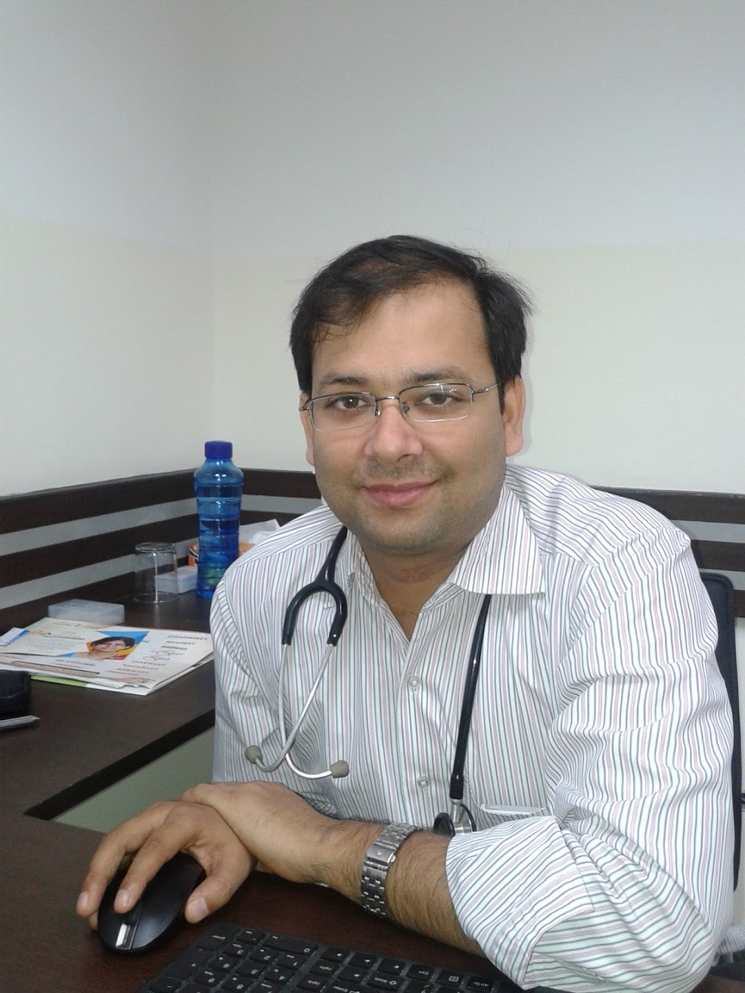 Aarogyam Neuro Clinic- Dr. ABHISHEK DM Neurology (AIIMS)