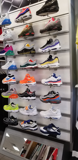 Shopping Mall «Mac Dade Mall», reviews and photos, 2600 MacDade Boulevard, Holmes, PA 19043, USA