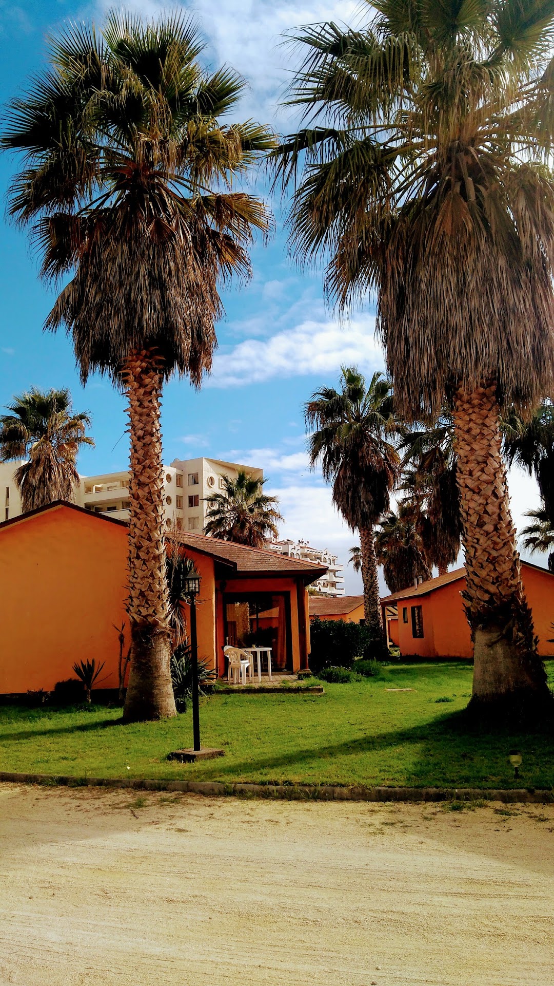 Paraíso Resort, La Serena. Cabañas, Centro de Eventos, Restaurant Tenedor Libre