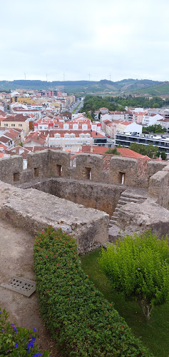 Comentários e avaliações sobre o Castelo de Torres Vedras