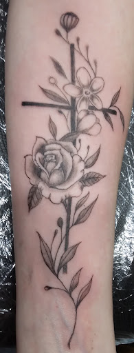 Explore unique sleeve tattoo ideas, creative tattoo ideas in Carlinville, available at MaloneTattoo