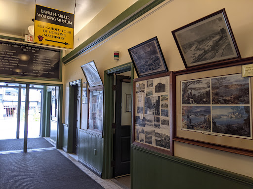 Tourist Attraction «The Society for the Preservation of the Duquesne Heights Incline», reviews and photos, 1220 Grandview Ave, Pittsburgh, PA 15211, USA