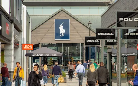 Designer Outlet Cheshire Oaks image