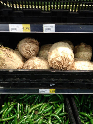 Supermarket «WinCo Foods», reviews and photos, 3032 E State St, Eagle, ID 83616, USA