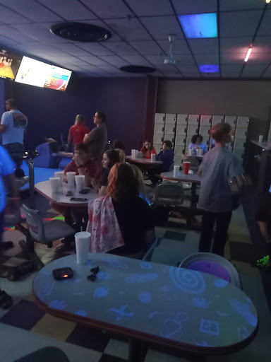 Bowling Alley «Strike & Spare Family Fun Center», reviews and photos, 6220 Shepherdsville Rd, Louisville, KY 40228, USA