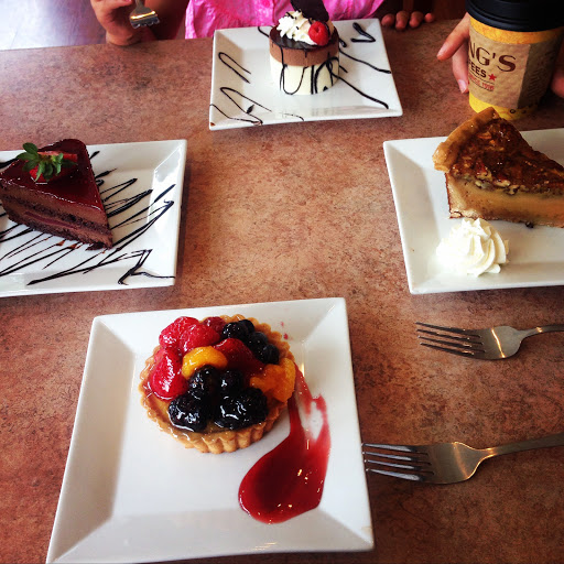 Bakery «Hollin Hall Pastry Shop», reviews and photos, 7920 Fort Hunt Rd, Alexandria, VA 22308, USA