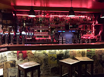 Atmosphère du Restaurant ABSINTHE CAFÉ à Paris - n°7