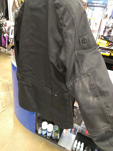 Motorcycle Parts Store «Cycle Gear», reviews and photos, 1424 Airport Fwy, Bedford, TX 76022, USA