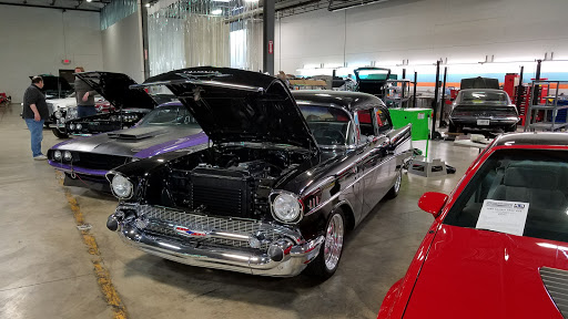 Car Dealer «R&H Motorcars», reviews and photos, 6441 Davis Industrial Pkwy, Solon, OH 44139, USA