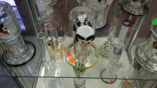 Tobacco Shop «One Love Tobacco & Gifts», reviews and photos, 7116 Gulf Blvd, St Pete Beach, FL 33706, USA