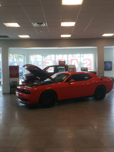 Car Dealer «Joey Accardi Chrysler, Dodge, Jeep, Ram», reviews and photos, 909 S Federal Hwy, Pompano Beach, FL 33062, USA
