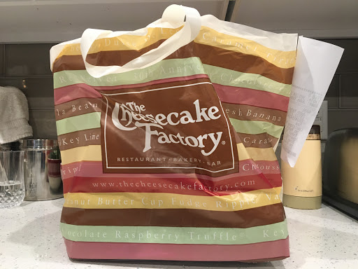 Restaurant «The Cheesecake Factory», reviews and photos, 15301 Ventura Blvd, Sherman Oaks, CA 91403, USA