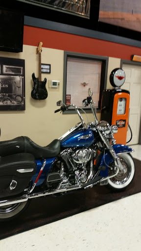 Harley-Davidson Dealer «L-A Harley-Davidson», reviews and photos, 839 Main St, Lewiston, ME 04240, USA