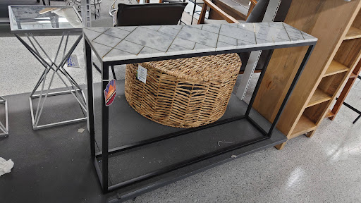 Clothing Store «Ross Dress for Less», reviews and photos, 2851 El Camino Real, Tustin, CA 92782, USA