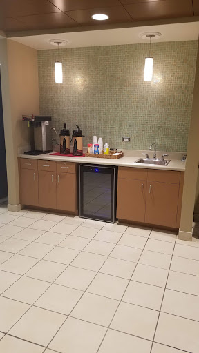 Car Dealer «LaFontaine Toyota», reviews and photos, 2027 S Telegraph Rd, Dearborn, MI 48124, USA