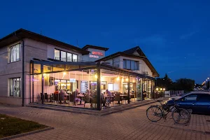 Simbad Hotel & Bar image