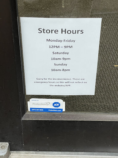 Shoe Store «DSW Designer Shoe Warehouse», reviews and photos, 19075 Interstate 45 N, Shenandoah, TX 77385, USA