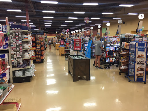 Supermarket «Giant Eagle Supermarket», reviews and photos, 420 E Waterfront Dr, Homestead, PA 15120, USA