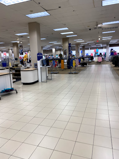 Department Store «Sears», reviews and photos, 800 Sunrise Mall, Massapequa, NY 11758, USA