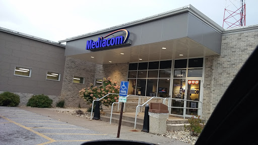 3900 26th Ave, Moline, IL 61265, USA