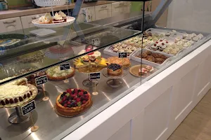 Engi's bakery image