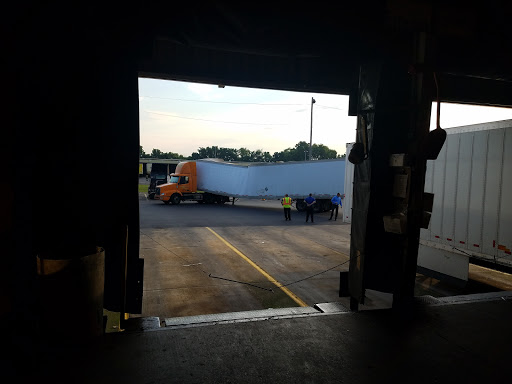 Trucking Company «YRC Freight», reviews and photos, 100 Roadway Dr, Carlisle, PA 17015, USA