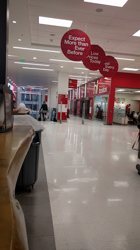Department Store «Target», reviews and photos, 1341 Boylston St, Boston, MA 02215, USA