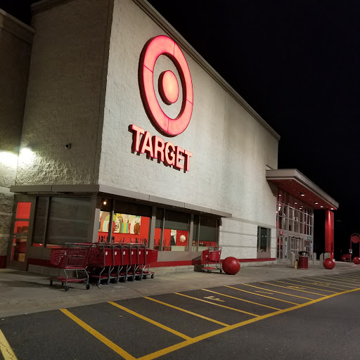Department Store «Target», reviews and photos, 550 Arsenal St, Watertown, MA 02472, USA