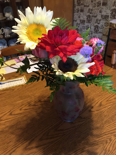Florist «Cedar Hill Flowers & Gifts», reviews and photos, 3326 Main St, Birdsboro, PA 19508, USA