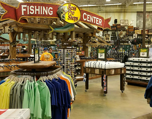 Outdoor clothing and equipment shop Cary
