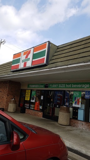 Convenience Store «7-Eleven», reviews and photos, 501 Church Ln, Yeadon, PA 19050, USA