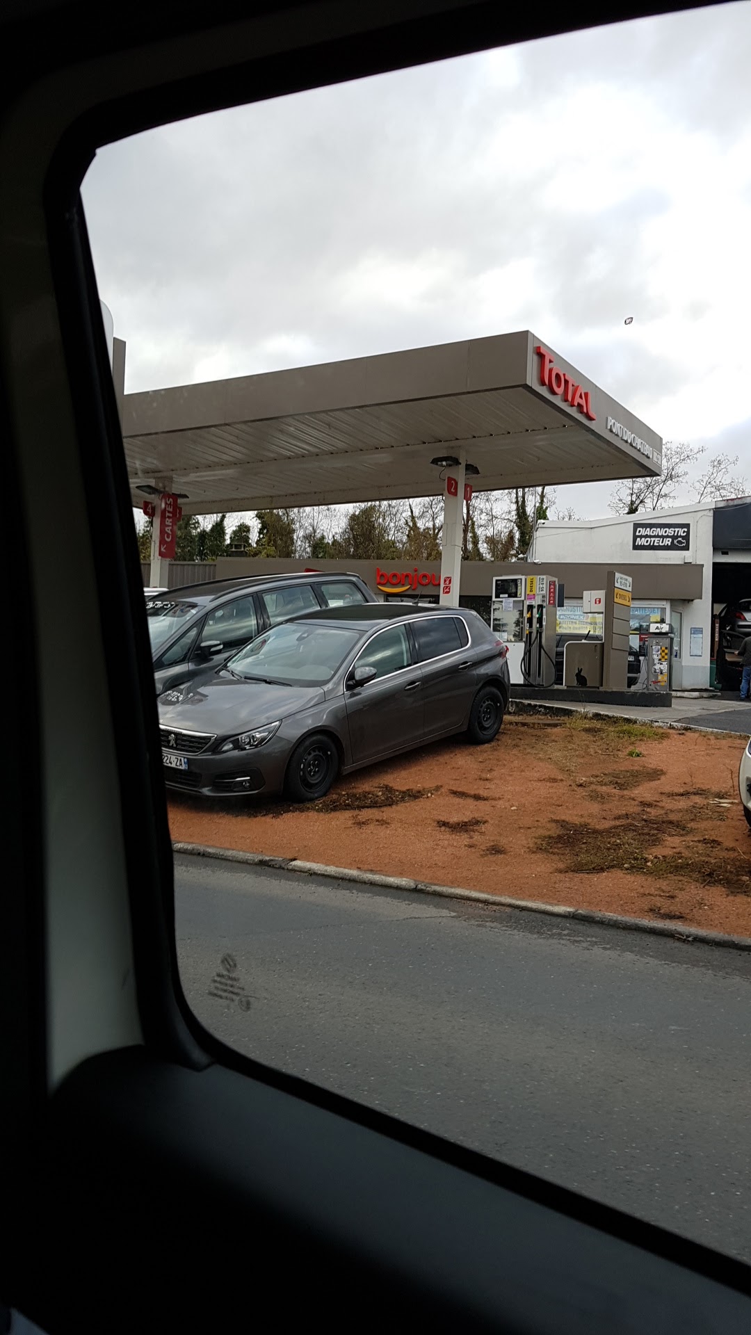 Photo n° 1 de l'avis de Live.u fait le 30/11/2018 à 14:04