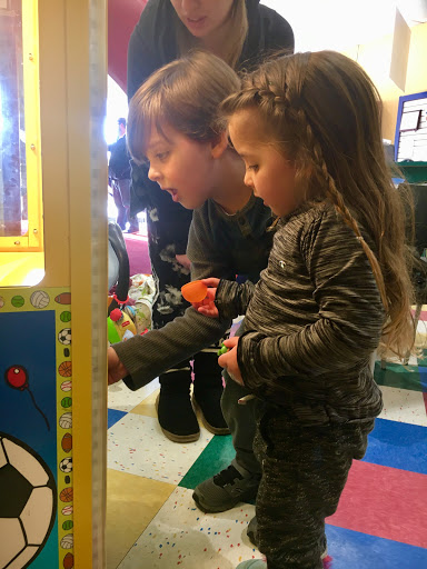 Hair Salon «Cookie Cutters Haircuts for Kids», reviews and photos, 3233 Hilliard Rome Rd, Hilliard, OH 43026, USA