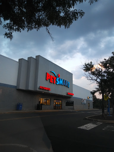 Pet Supply Store «PetSmart», reviews and photos, 220 Commerce Blvd, Fairless Hills, PA 19030, USA