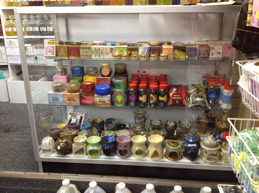Clothing Store «Al-Minar Books & Islamic Fashion», reviews and photos, 5218-20 Chestnut St, Philadelphia, PA 19139, USA