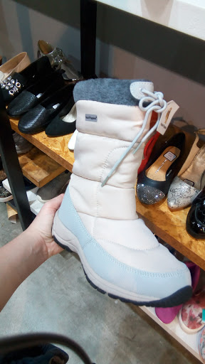 Tiendas para comprar botas blancas mujer Buenos Aires