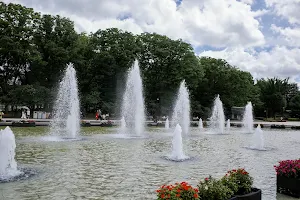 Big Fountains, Ueno Park image