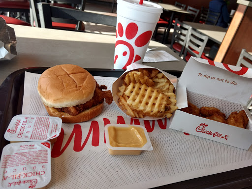 Fast Food Restaurant «Chick-fil-A», reviews and photos, 555 Marketplace Blvd, Hamilton Township, NJ 08691, USA