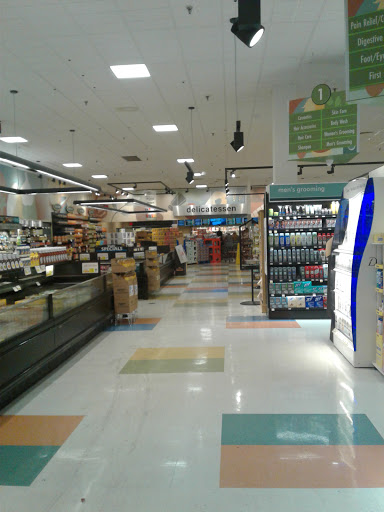 Supermarket «The Fresh Grocer of Upper Darby», reviews and photos, 421 S 69th St, Upper Darby, PA 19082, USA